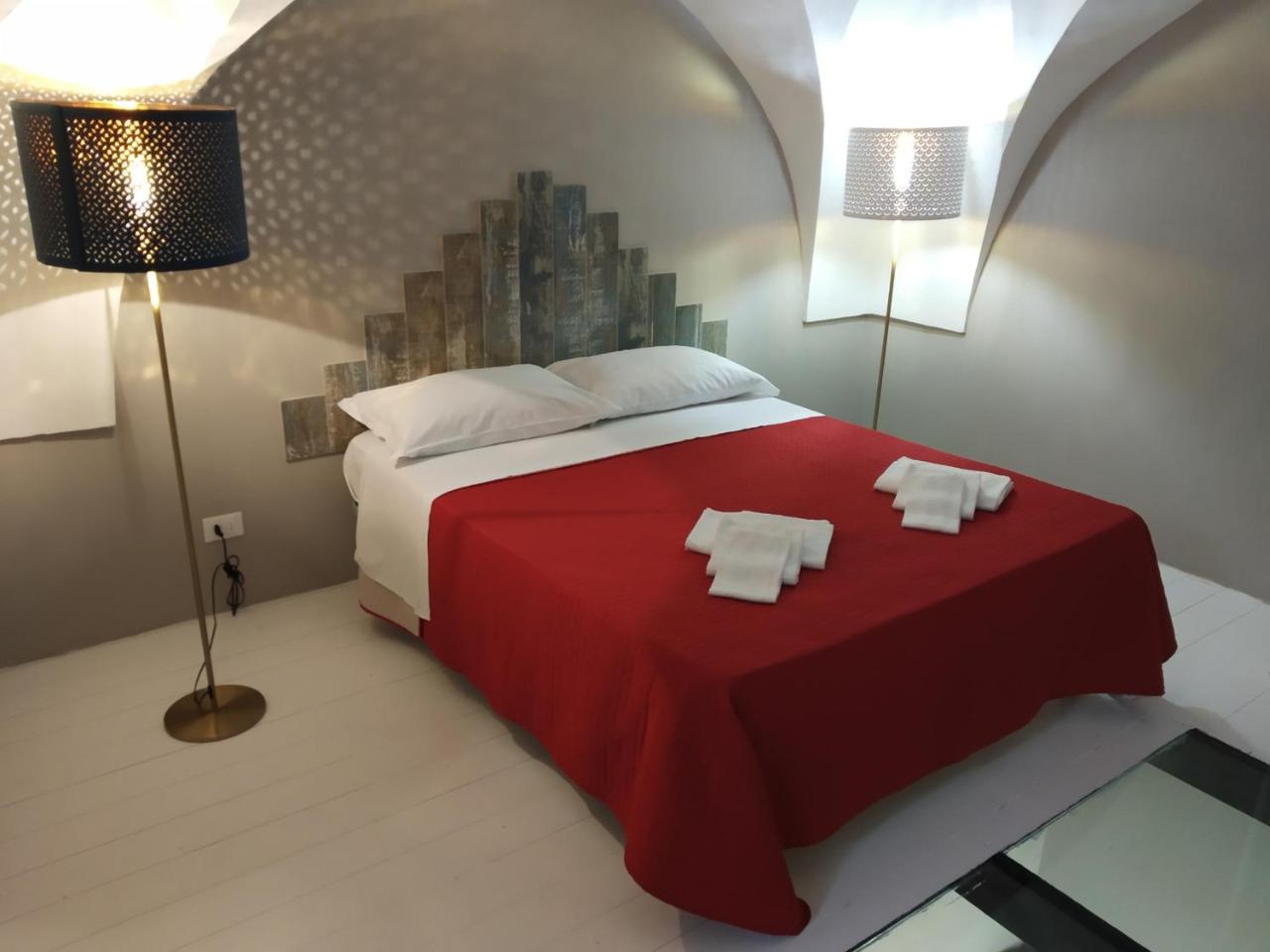 Dimora "I Santi Patroni" Aparthotel Lecce Kültér fotó